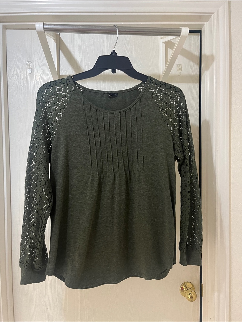 Women's Olive Green Lace-Sleeve Pintuck Long Sleeve Top